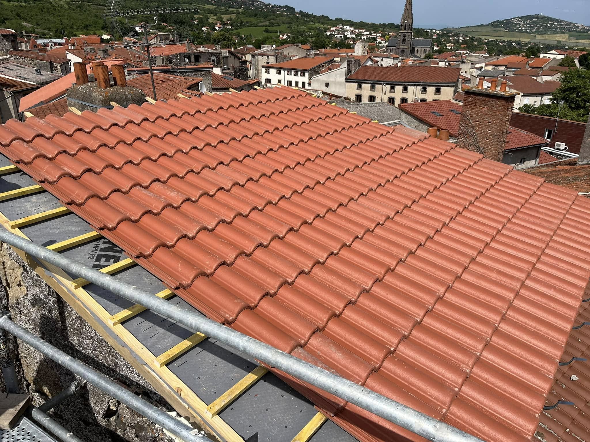 Pose complète couverture toiture Riom sur construction neuve